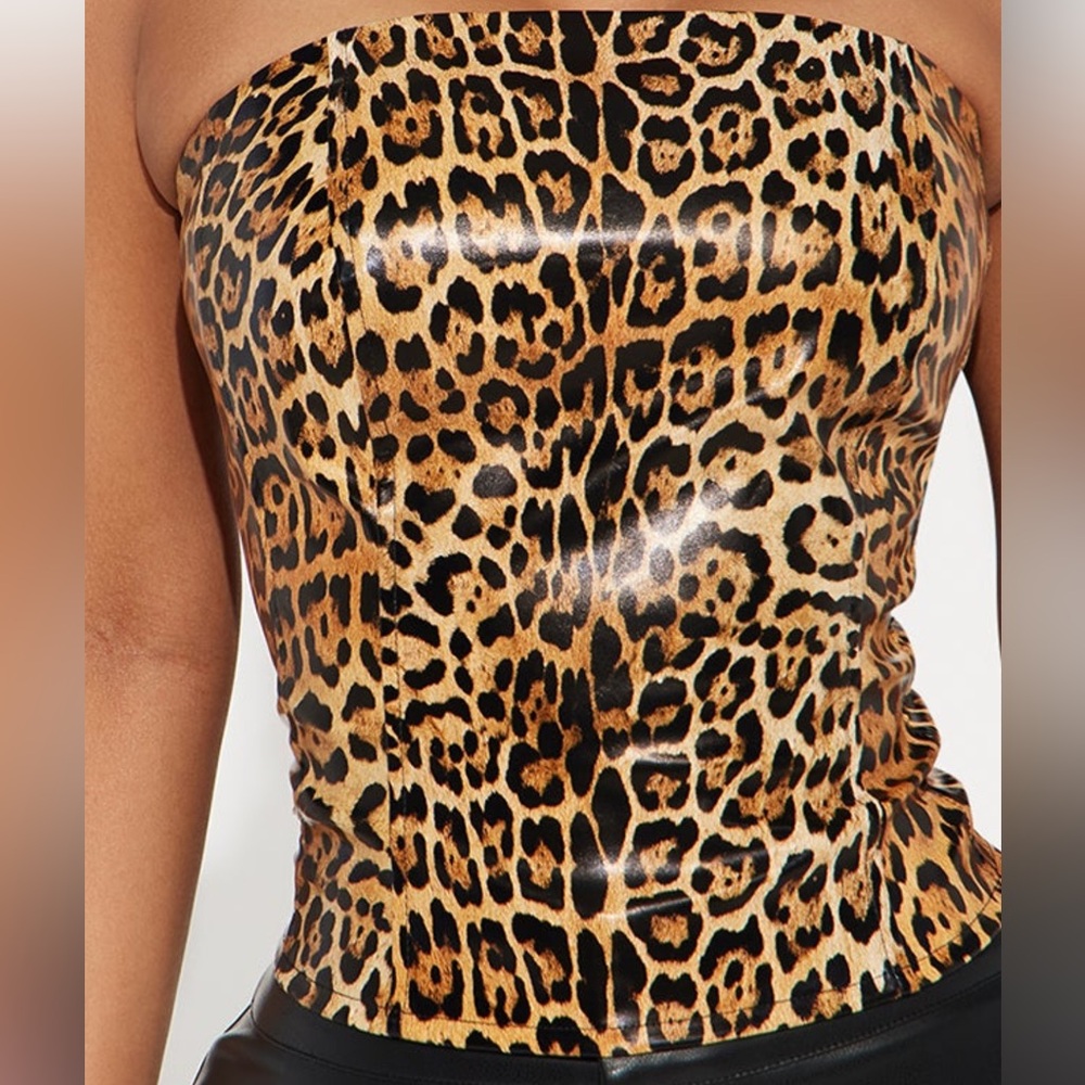 Wild love leopard corset top